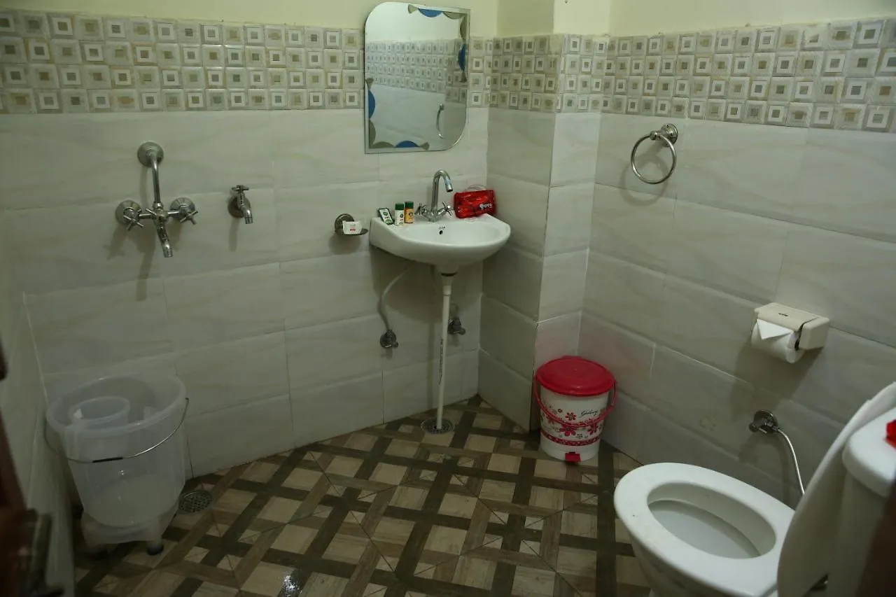 Hotel The Diamond Ring Chandigarh 2*,