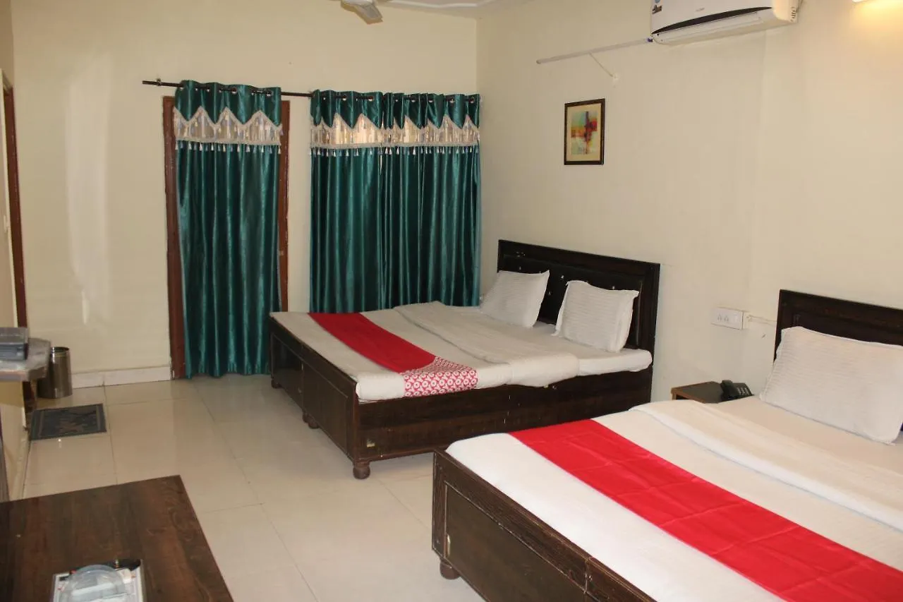 Hotel The Diamond Ring Chandigarh