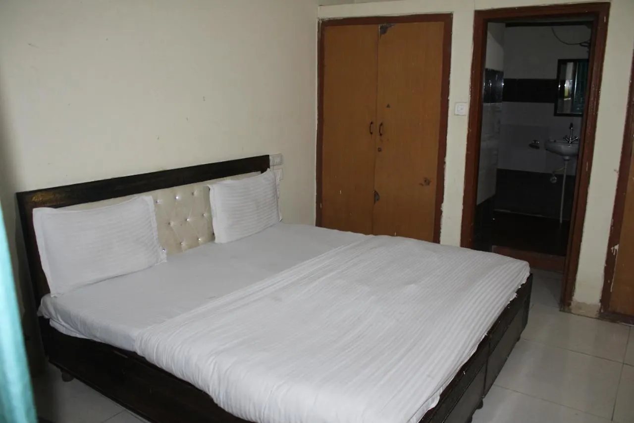 Hotel The Diamond Ring Chandigarh